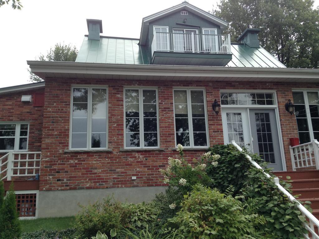 La Belle Aux Berges Bed & Breakfast Saint-Denis-sur-Richelieu Exterior foto